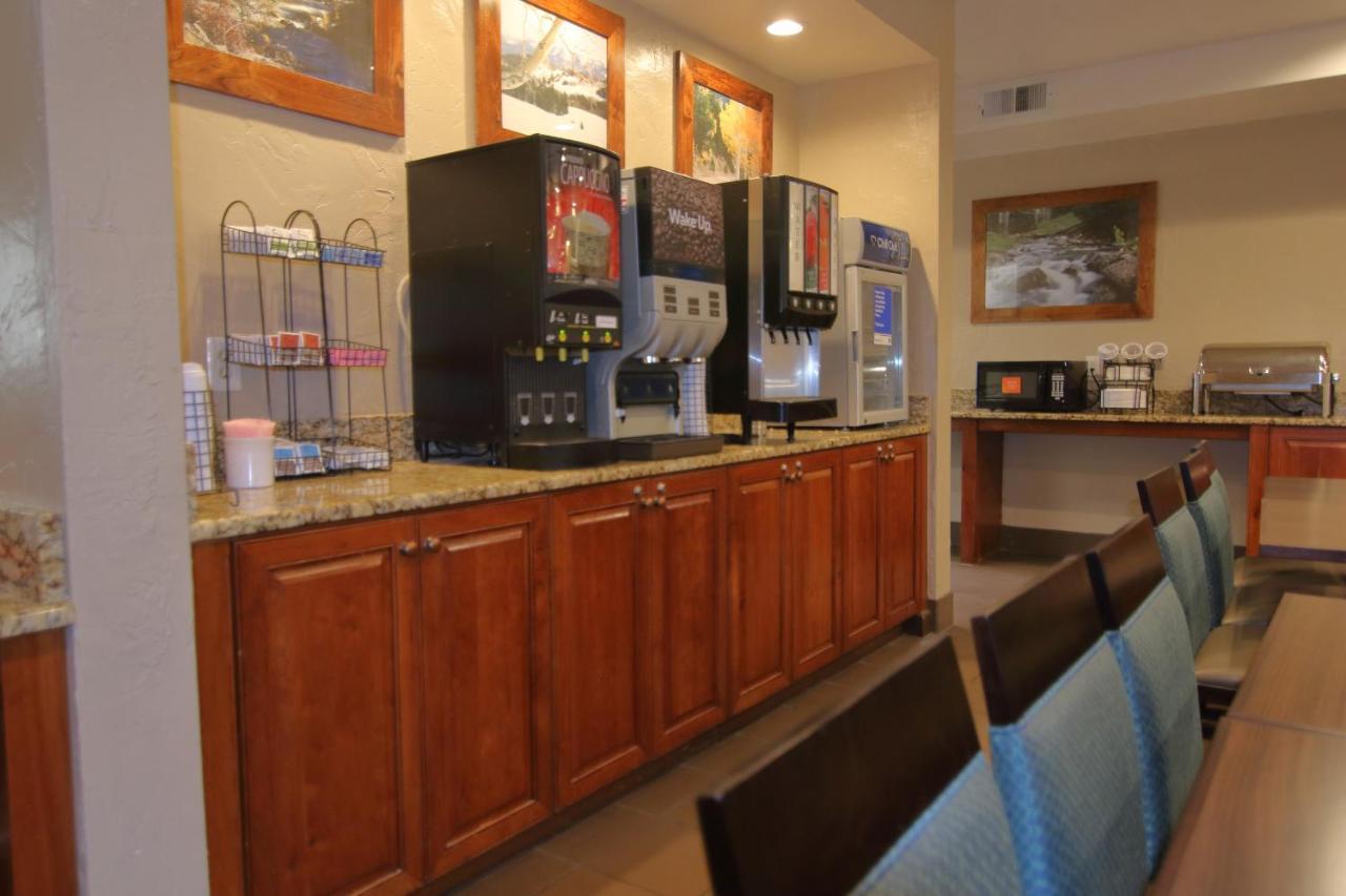 Comfort Inn Richfield I-70 Bagian luar foto