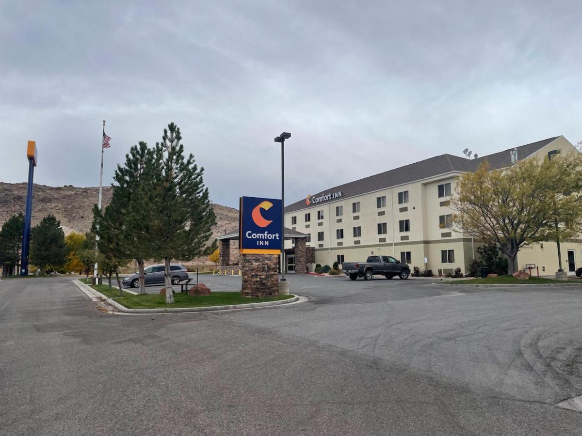 Comfort Inn Richfield I-70 Bagian luar foto