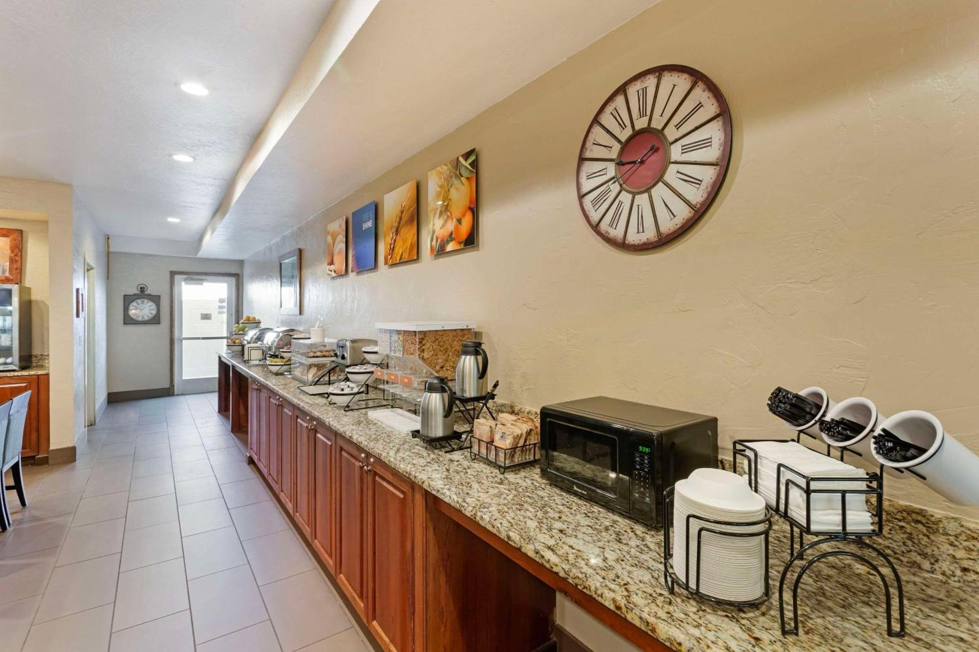 Comfort Inn Richfield I-70 Bagian luar foto