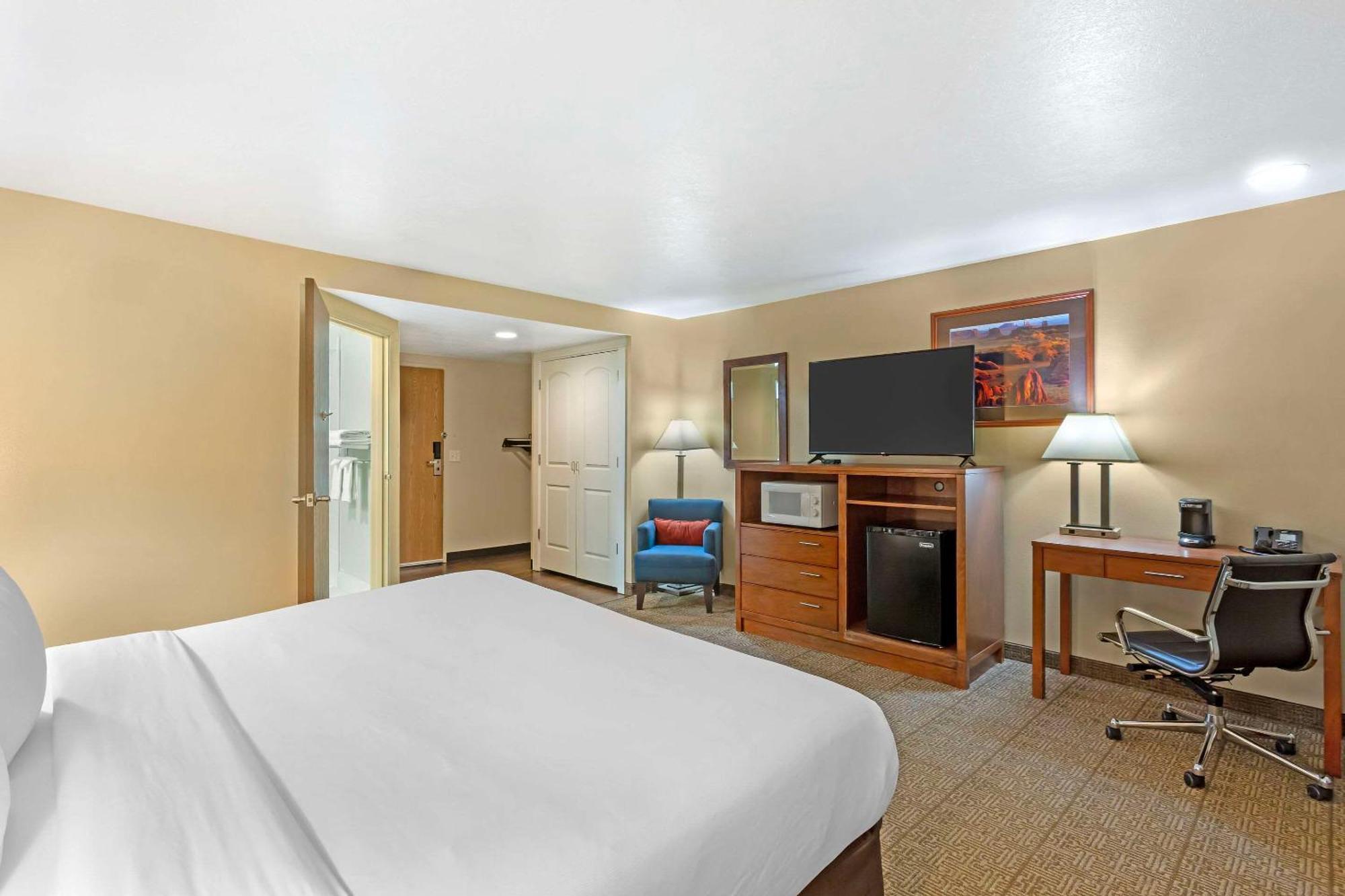 Comfort Inn Richfield I-70 Bagian luar foto